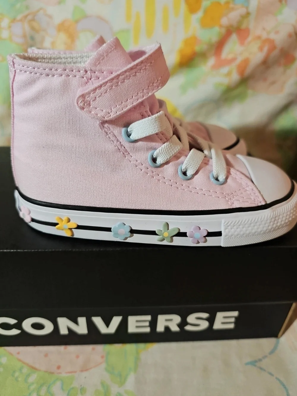 Converse kids high